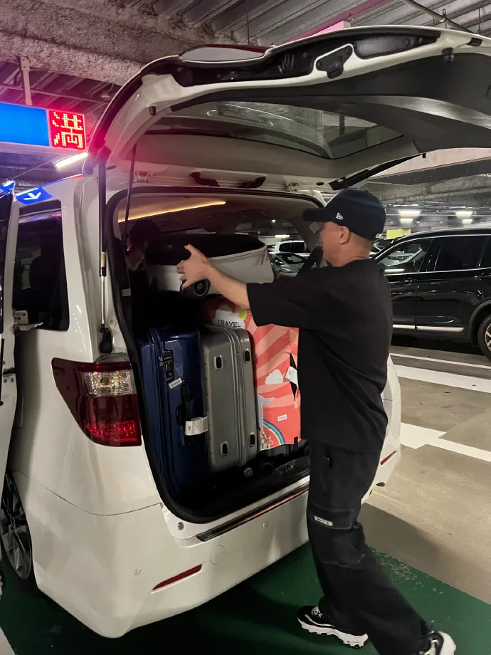 CantonRide service photo 4